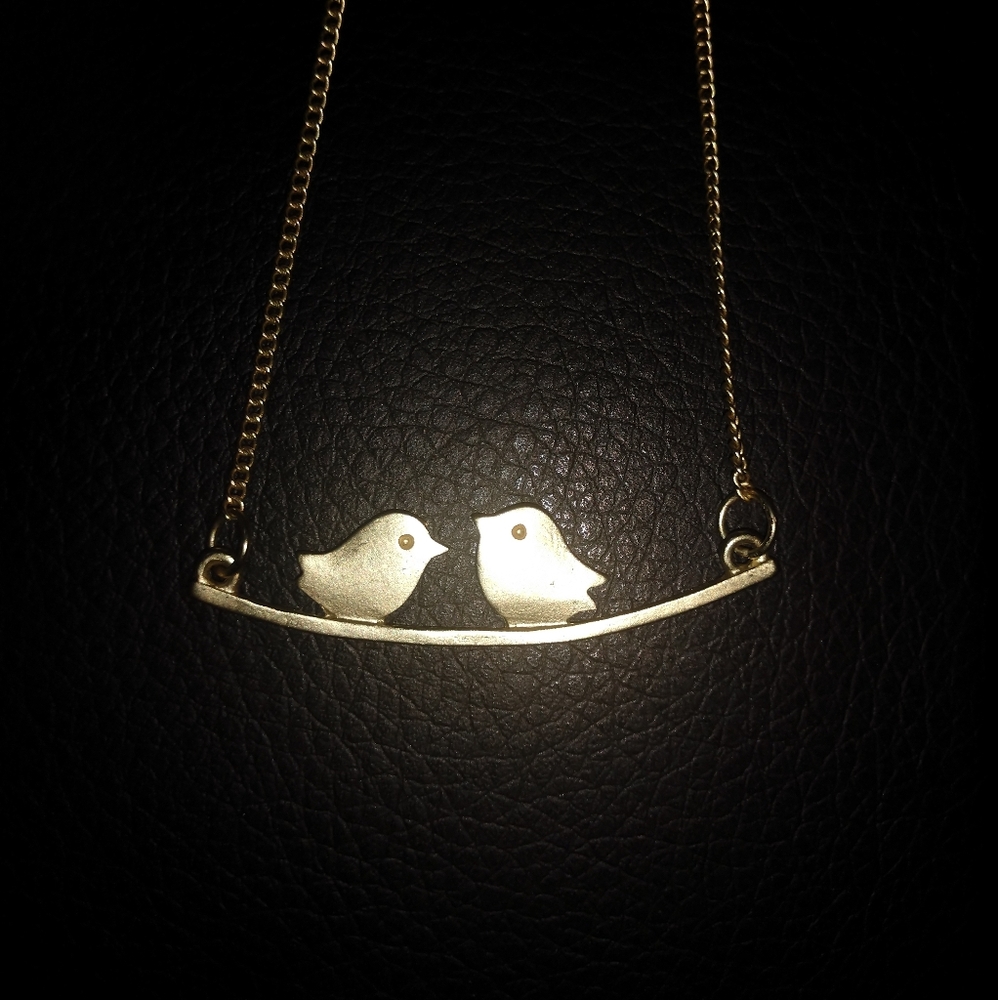 Love birds necklace